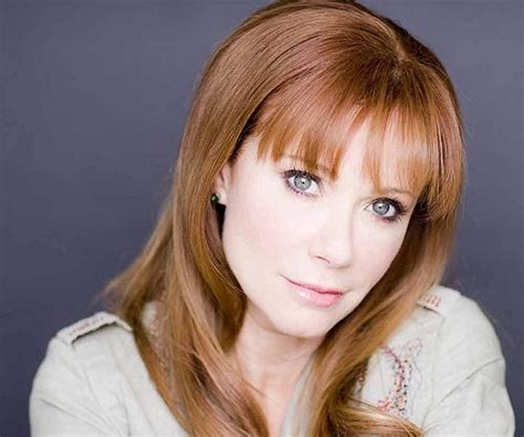 Lauren Holly Bio, Fact